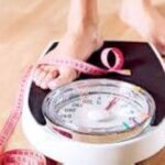 4 خطوات لتعزيز التعاطف مع الذات والوزن