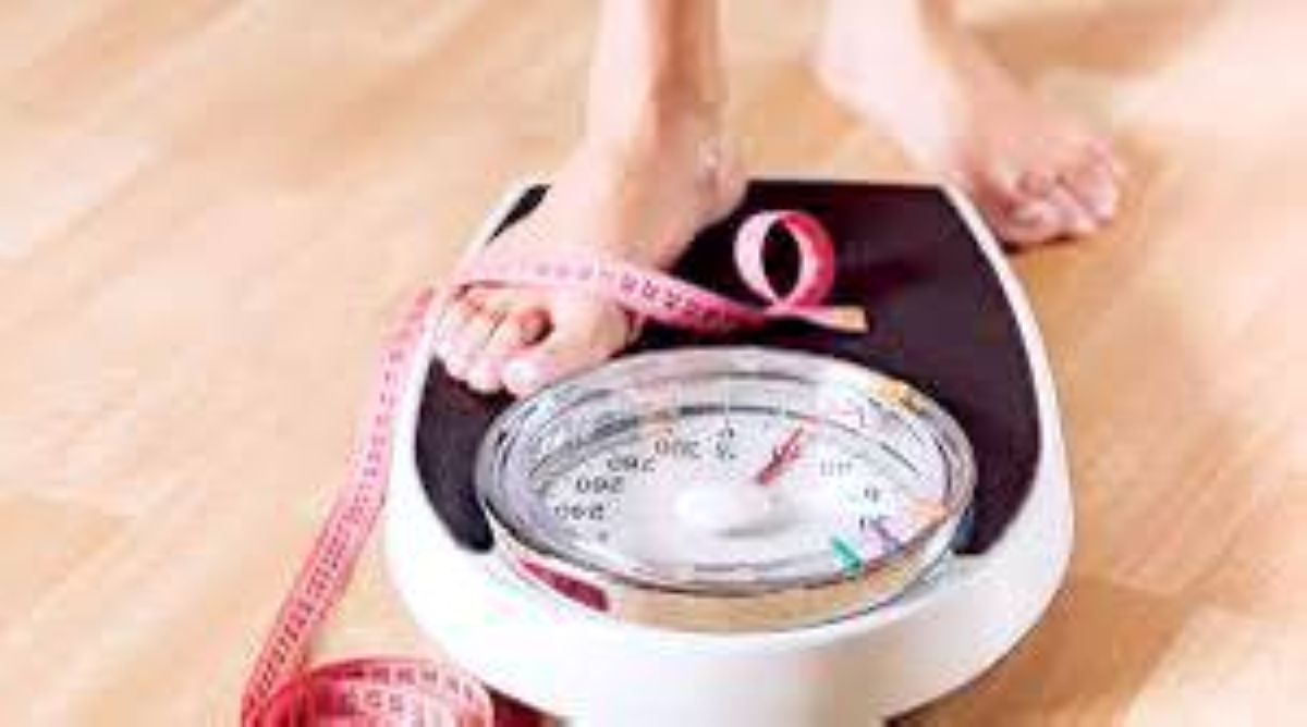 4 خطوات لتعزيز التعاطف مع الذات والوزن