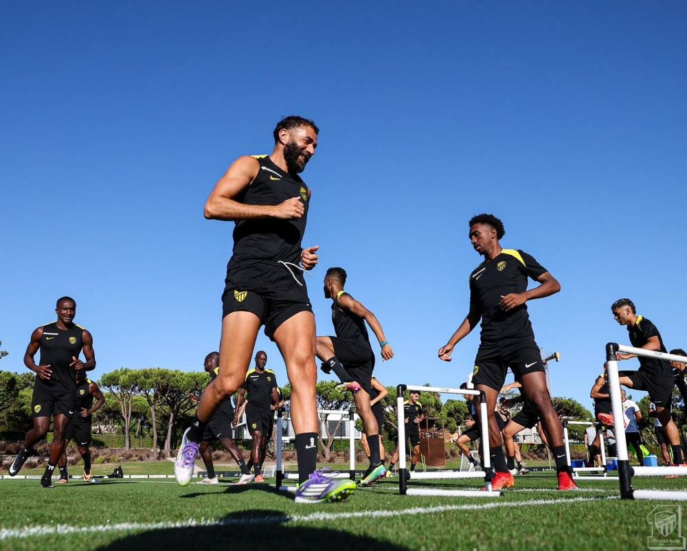 رايكوفيتش وعوار وميتاي ينضمون لمعسكر الاتحاد في البرتغال