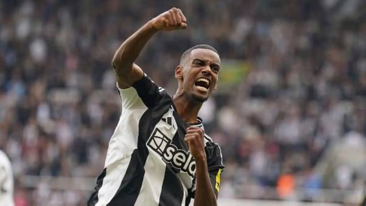 «ليس للبيع».. نيوكاسل يحسم مصير إيزاك