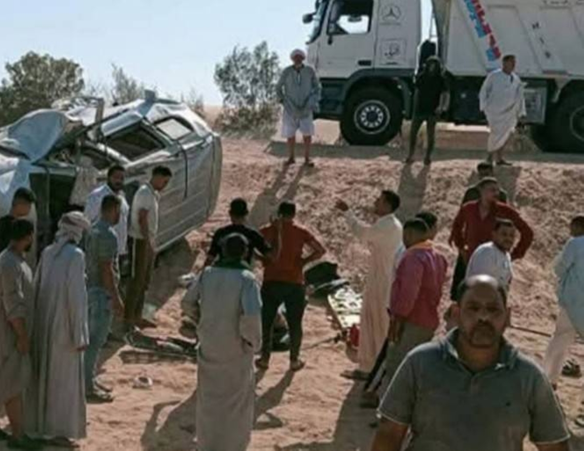 مأساة على الطريق الصحراوي.. مصرع مسؤول أمني كبير بحادث انقلاب في مصر مأساة على الطريق الصحراوي.. مصرع مسؤول أمني كبير بحادث انقلاب في مصر
