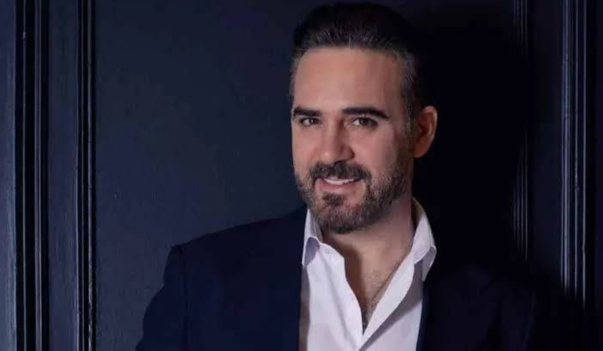 وائل جسار ينصح فضل شاكر بتسليم نفسه للقضاء.. ويرد على شائعات دخوله المستشفى وائل جسار ينصح فضل شاكر بتسليم نفسه للقضاء.. ويرد على شائعات دخوله المستشفى