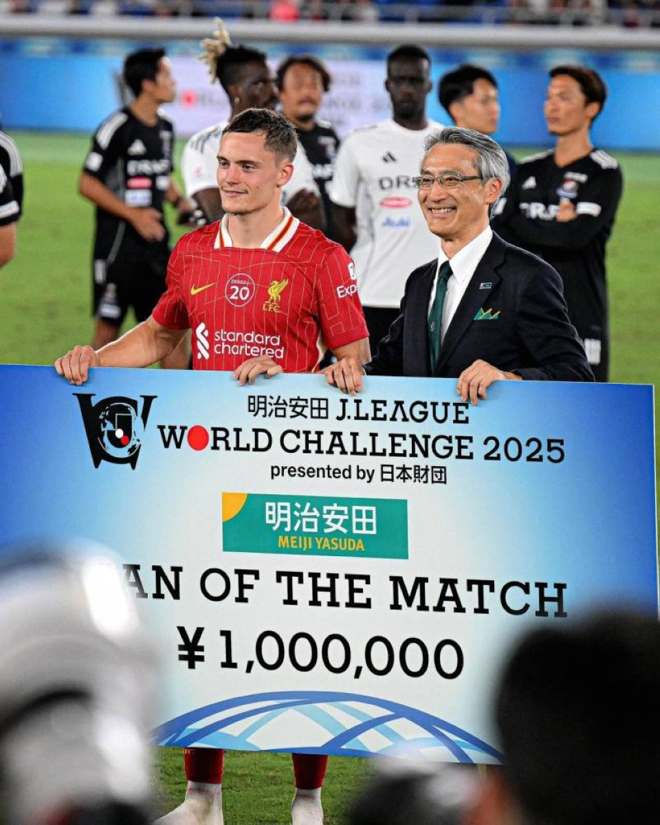 هدف بـ «مليون ين».. فيرتز يحصد أولى جوائزه مع ليفربول هدف بـ «مليون ين».. فيرتز يحصد أولى جوائزه مع ليفربول