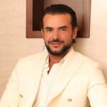 ساموزين يطرح «باب وخبط» ويعود للإخراج بعد 15 عاماً