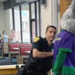 أمريكا: محتال يرتدي زي تميمة مطعم شهير لسرقة بطاقات الائتمان