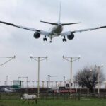 «هيثرو» يواجه أزمة جديدة.. إلغاءات رحلات بعد عطل في نظام الملاحة