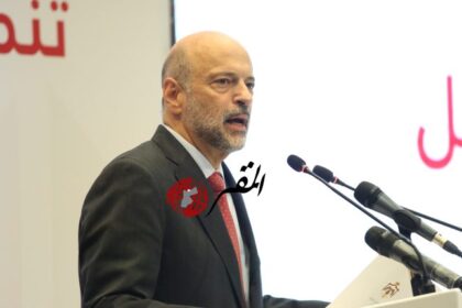 الرزاز: الموقف الأردني الثابت الذي يجسّده الملك يشكّل حجر الزاوية في حماية المصالح الوطنية