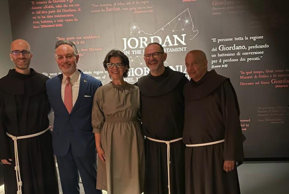 افتتاح معرض “الأردن: فجر المسيحية” في مدينة أسيزي الإيطالية افتتاح معرض “الأردن: فجر المسيحية” في مدينة أسيزي الإيطالية