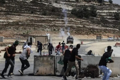 استشهاد فلسطينيين جراء هجوم المستوطنين المتطرفين على بلدة سنجل شمال رام الله​ 