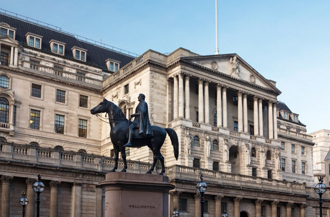 بنك إنجلترا المركزي: نُخفض أسعار الفائدة بسرعة أكبر إذا تباطأ سوق العمل بنك إنجلترا المركزي: نُخفض أسعار الفائدة بسرعة أكبر إذا تباطأ سوق العمل