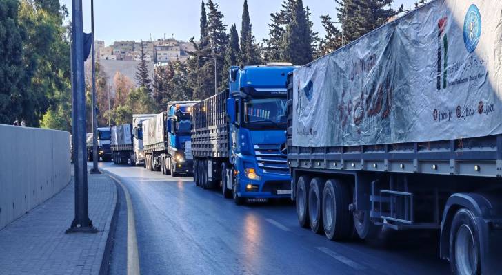 عبور قافلة المساعدات التي تم تسييرها من الأردن إلى غزة اليوم عبور قافلة المساعدات التي تم تسييرها من الأردن إلى غزة اليوم
