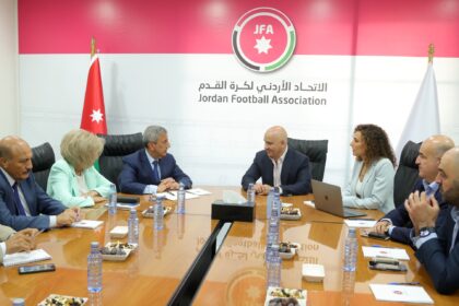 مجلس الأعيان يتبرع بـ 50 ألف دينار للمنتخب الوطني لكرة القدم