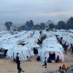 منطقة إبادة كبرى .. 2.3 مليون فلسطيني يتكدسون في 15% من غزة المنكوبة​ 