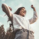 عادات صباحيّة تقلّل مستويات الكورتيزول ليوم خالٍ من التوتّر