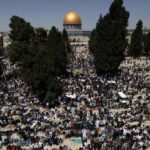 50 ألفا يؤدون صلاة الجمعة في المسجد الأقصى​ 