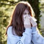 متى يتحول سيلان الأنف إلى خطر حقيقي؟