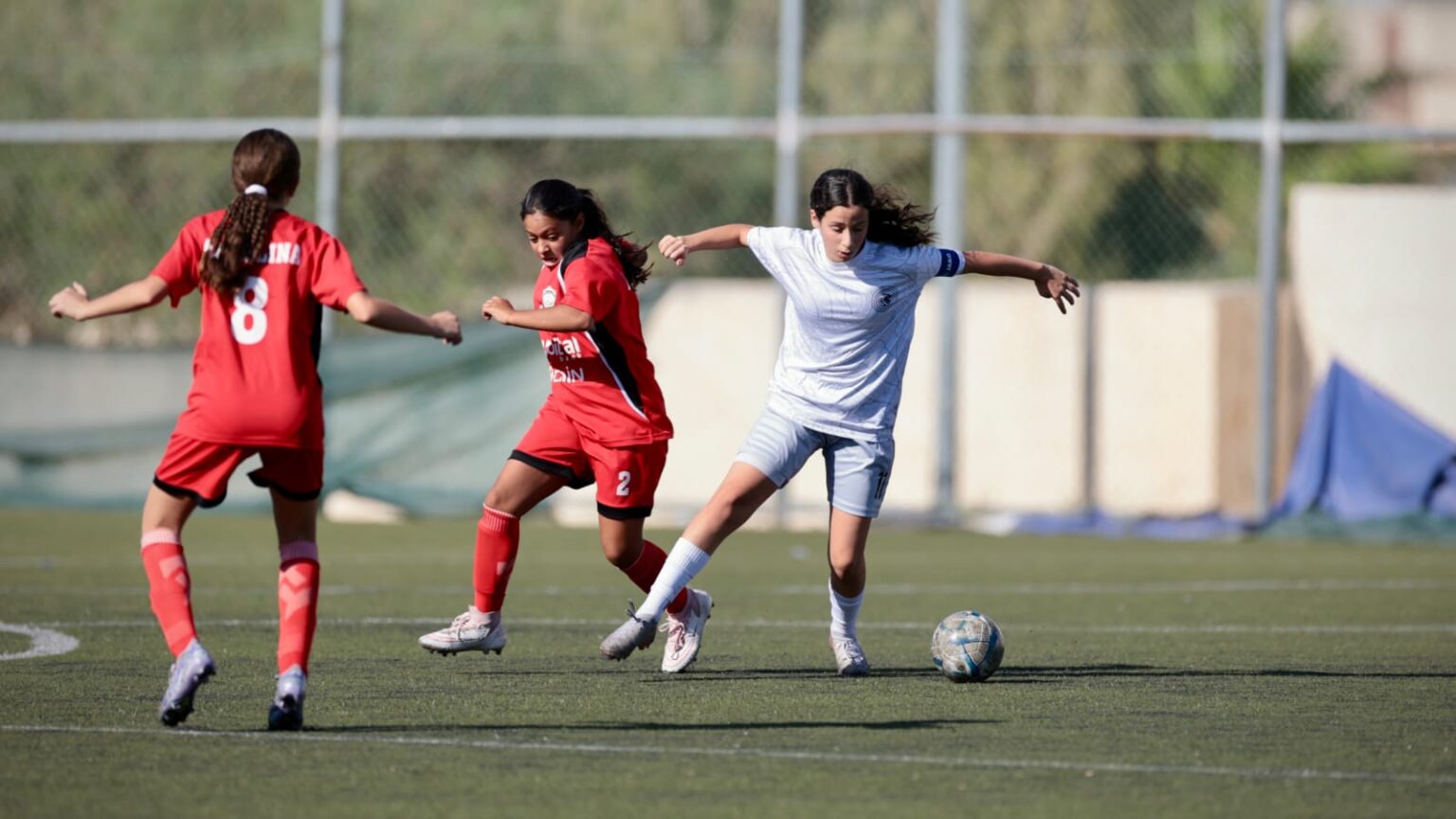 فريق عمان (FC) يتصدر دوري الناشئات لكرة القدم فريق عمان (FC) يتصدر دوري الناشئات لكرة القدم