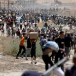 40 شهيدًا ومئات الجرحى في مجزرة للاحتلال بحق منتظري المساعدات شمالي غزة​ 