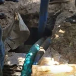 “المياه” تضبط اعتداءات على نبعة وادي السير وتردم آبارا مخالفة