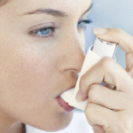 تحذير طبي.. المكياج قد يزيد خطر الإصابة بالربو