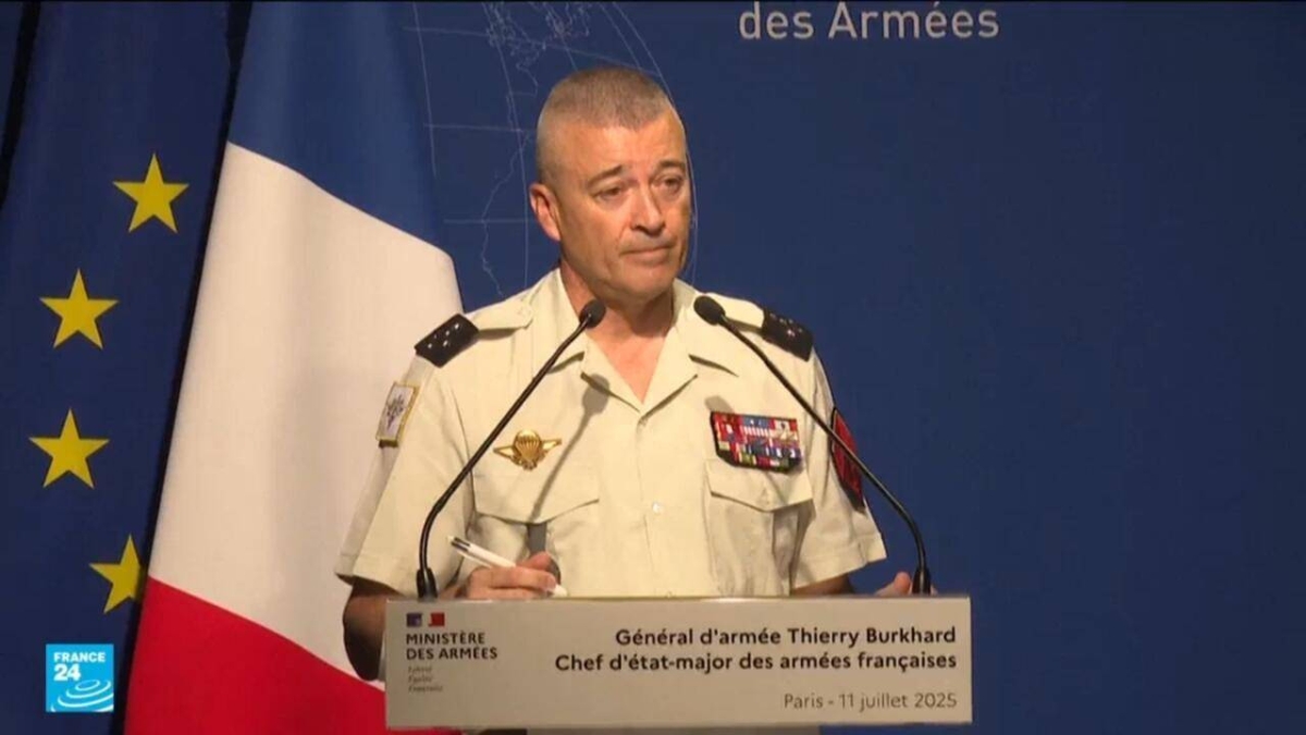 رئيس الأركان الفرنسي: روسيا تهدد أوروبا خلال 5 سنوات رئيس الأركان الفرنسي: روسيا تهدد أوروبا خلال 5 سنوات