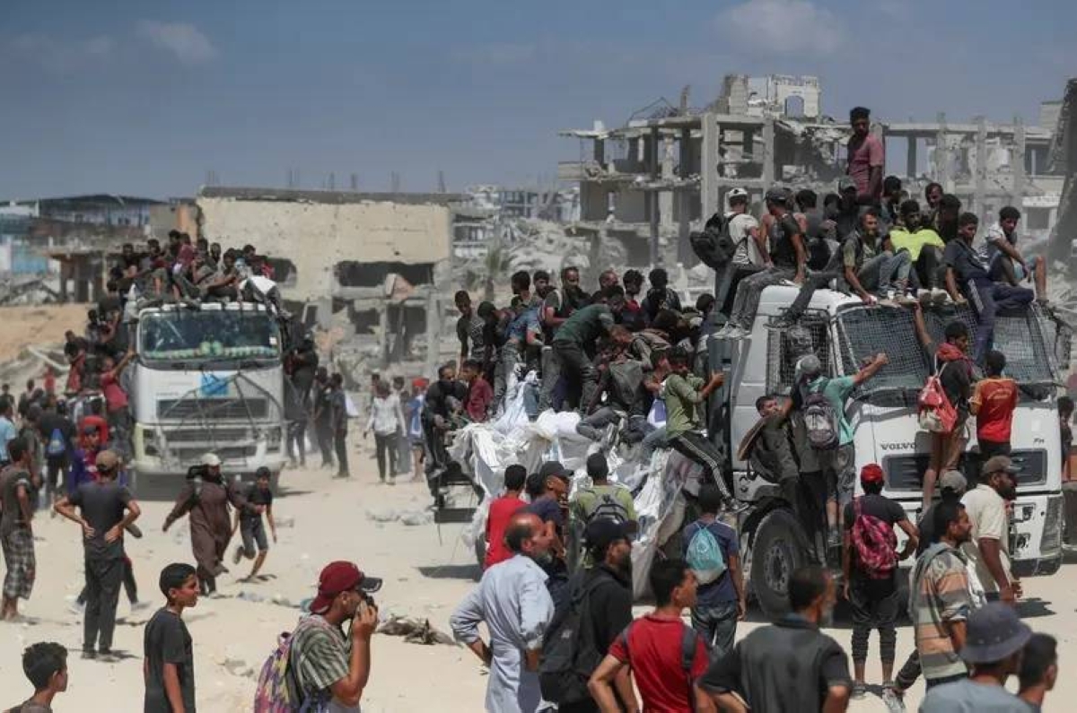 غزة.. رهينة بين الغزو والتطويق الإسرائيلي غزة.. رهينة بين الغزو والتطويق الإسرائيلي