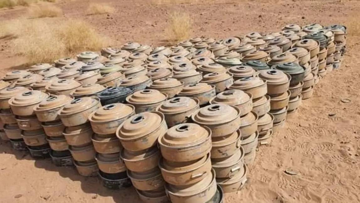 خلال أقل من شهر.. «مسام» ينتزع 4852 لغماً وذخيرة غير منفجرة باليمن خلال أقل من شهر.. «مسام» ينتزع 4852 لغماً وذخيرة غير منفجرة باليمن