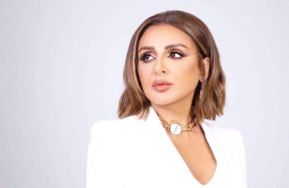 مصادر: أنغام تتحسن بـ«ألم شديد» بعد جراحة دقيقة في البنكرياس مصادر: أنغام تتحسن بـ«ألم شديد» بعد جراحة دقيقة في البنكرياس