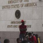 إطلاق نار كثيف يغلق السفارة الأمريكية في هايتي