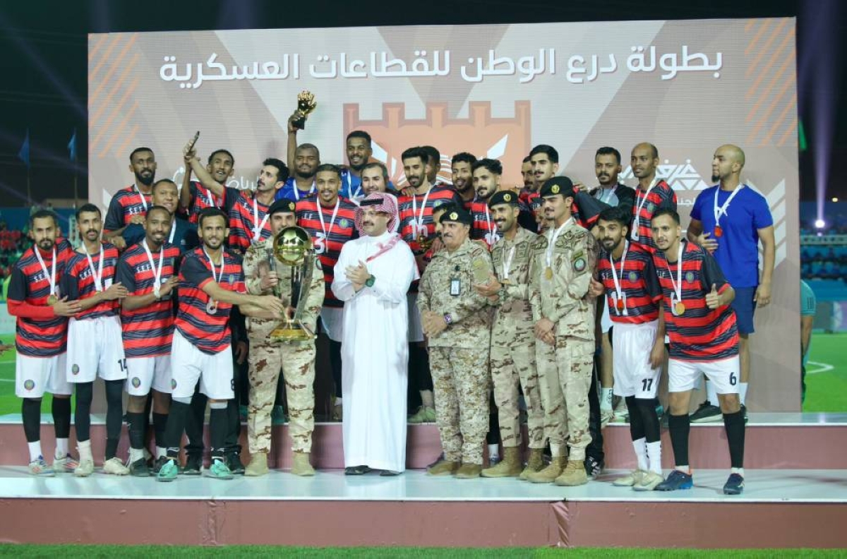 تركي بن طلال يتوّج «طوارئ عسير» ببطولة «درع الوطن» تركي بن طلال يتوّج «طوارئ عسير» ببطولة «درع الوطن»