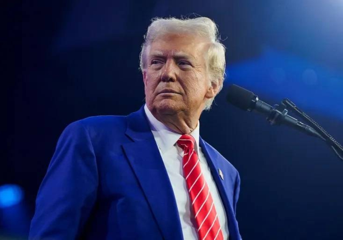 ترمب يحذر من تدهور أمني في واشنطن ويهدد بالسيطرة الفيدرالية عليها ترمب يحذر من تدهور أمني في واشنطن ويهدد بالسيطرة الفيدرالية عليها