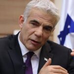 لابيد يحذّر نتنياهو: احتلال غزة يكلف ثمناً باهظاً