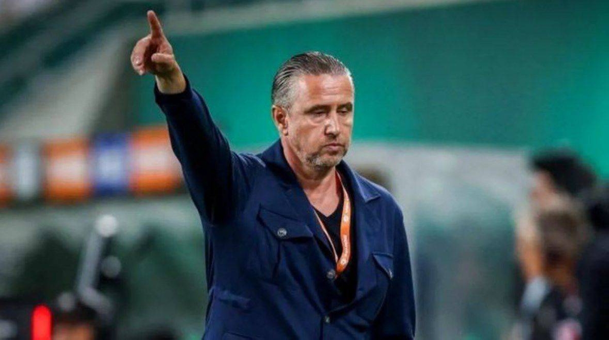 «ريجيكامب» مدرباً للهلال السوداني