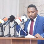 الشاعر عبدالمنعم حسن: أسعى وراء شِعر المناسبات ويذهب جُفاء