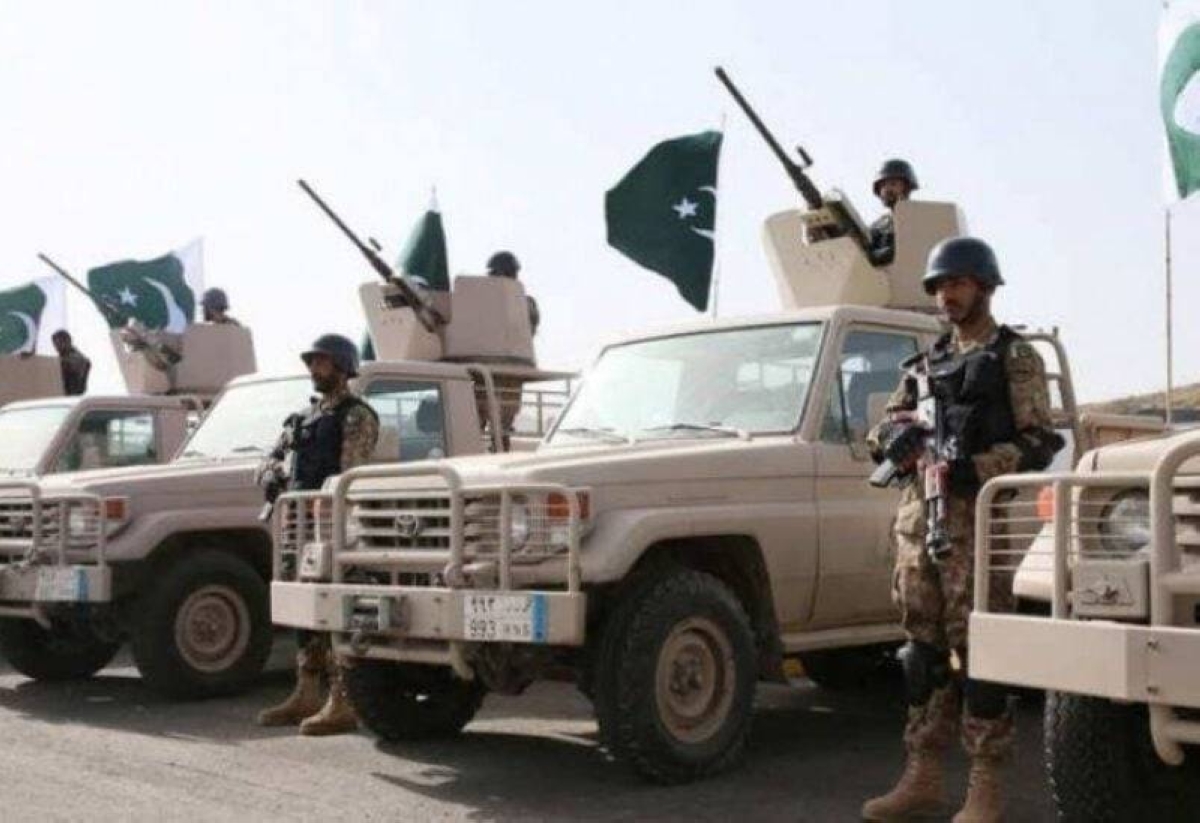 33 مسلحاً يلقون حتفهم.. الجيش الباكستاني يحسم مواجهة حدودية