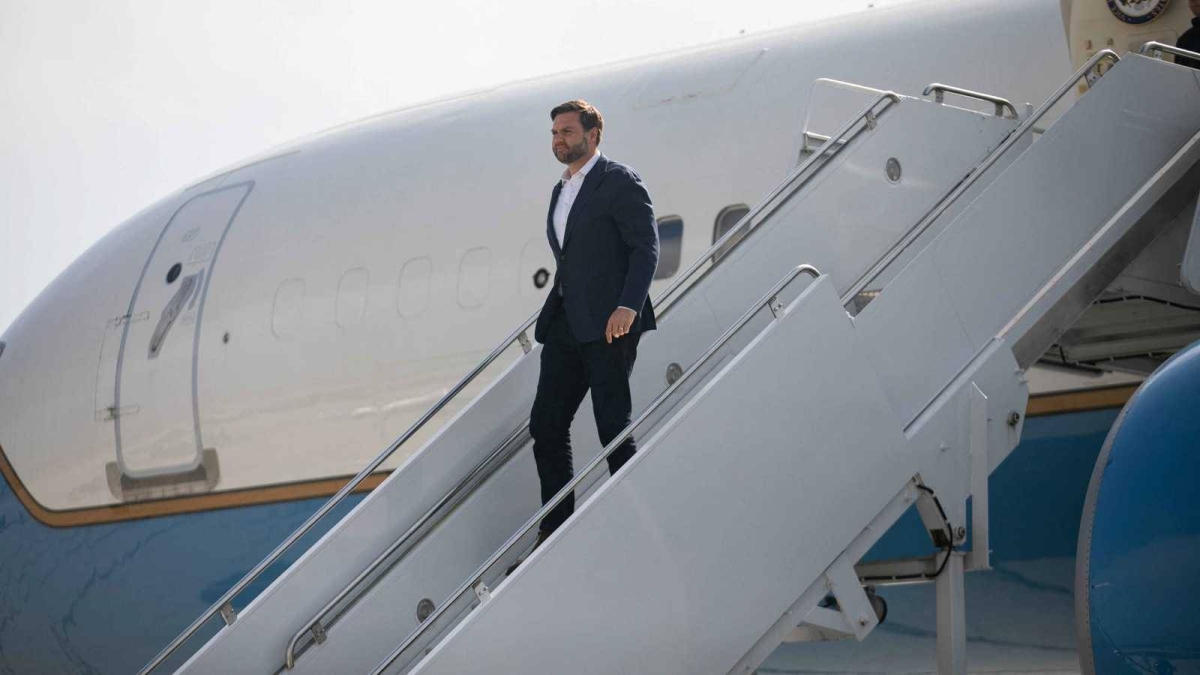 قُبيل القمة الروسية ـ الأمريكية.. «وول ستريت جورنال»: الأوروبيون يرفضون خطة بوتين قُبيل القمة الروسية ـ الأمريكية.. «وول ستريت جورنال»: الأوروبيون يرفضون خطة بوتين