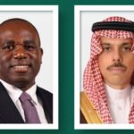 وزير الخارجية ونظيره البريطاني يبحثان تطورات الأوضاع في قطاع غزة