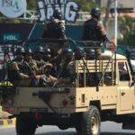 إسلام أباد: مقتل 50 مسلحاً على الحدود مع أفغانستان