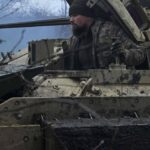 لماذا نشرت أوكرانيا تعزيزات عسكرية على جبهة الشرق؟