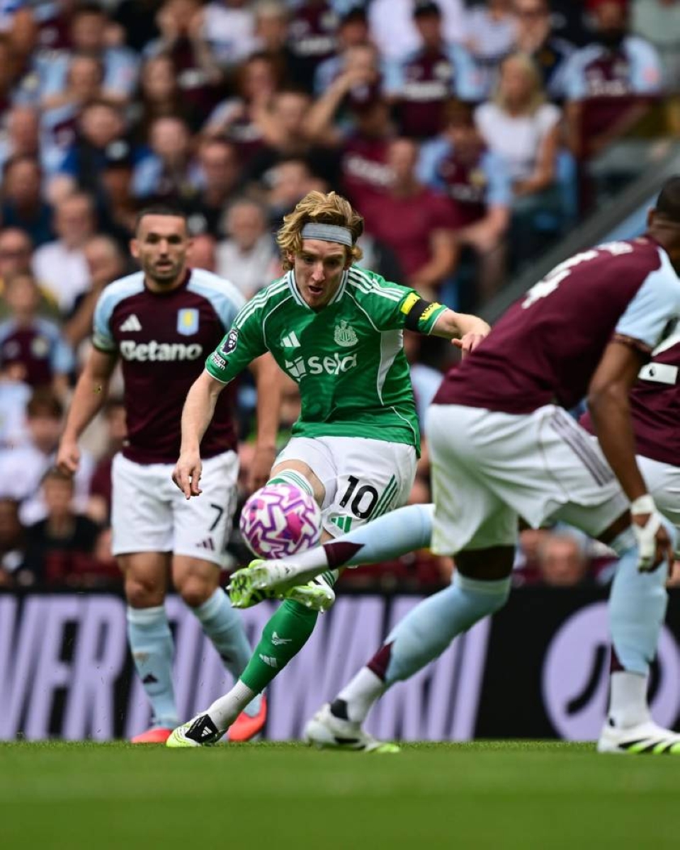 نيوكاسل يكتفي بالتعادل السلبي مع استون فيلا نيوكاسل يكتفي بالتعادل السلبي مع استون فيلا