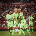 برشلونة يبدأ رحلة الدفاع عن لقب «الليغا» بثلاثية في مايوركا