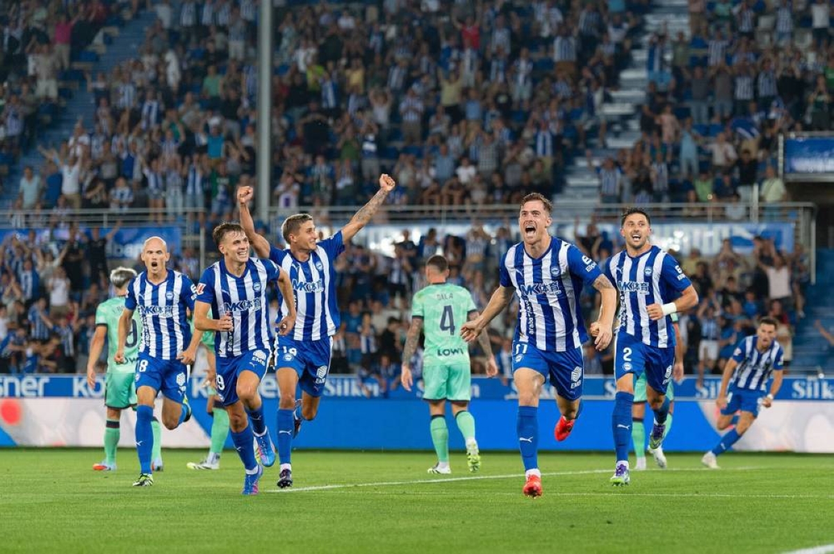 ألافيس يتخطى ليفانتي بـ«القاتل».. وفالنسيا وريال سوسيداد «حبايب» ألافيس يتخطى ليفانتي بـ«القاتل».. وفالنسيا وريال سوسيداد «حبايب»