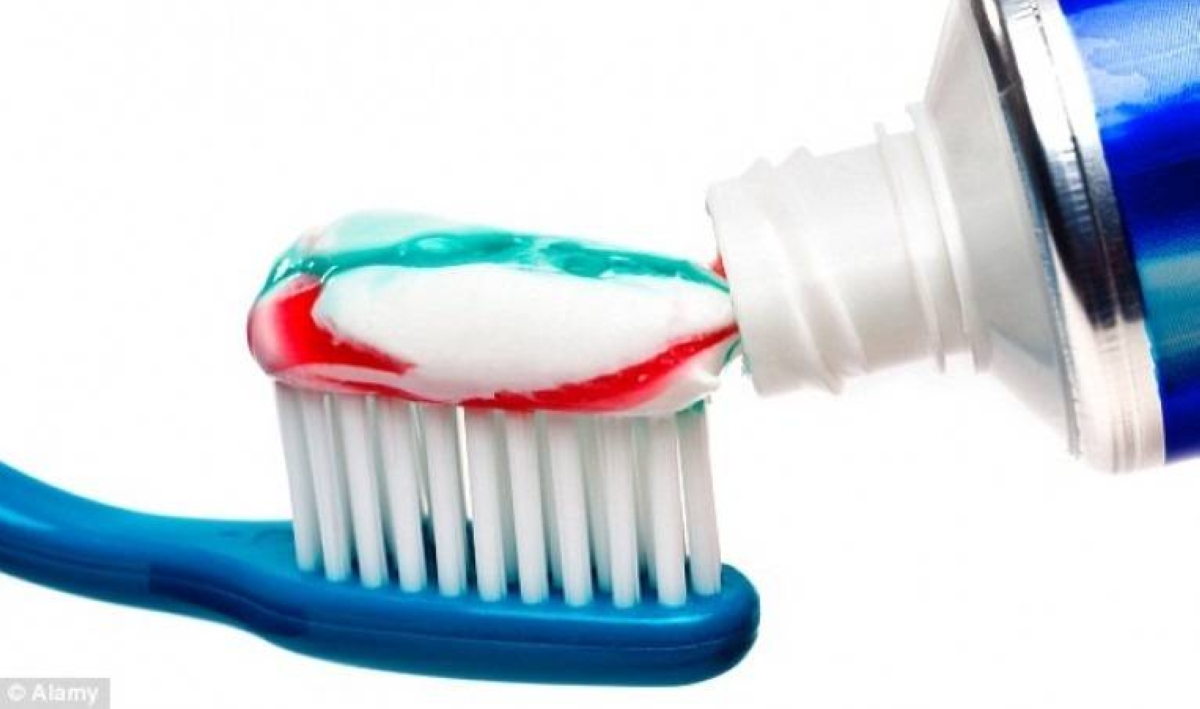 معجون أسنان من الشعر!