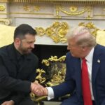 بين الانتقام والطرافة.. بدلة زيلينسكي تحرج صحفياً!