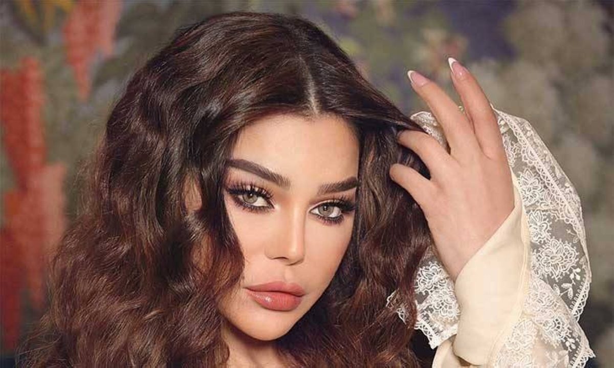 هيفاء وهبي بين ألبوم ضخم وجولات عالمية هيفاء وهبي بين ألبوم ضخم وجولات عالمية