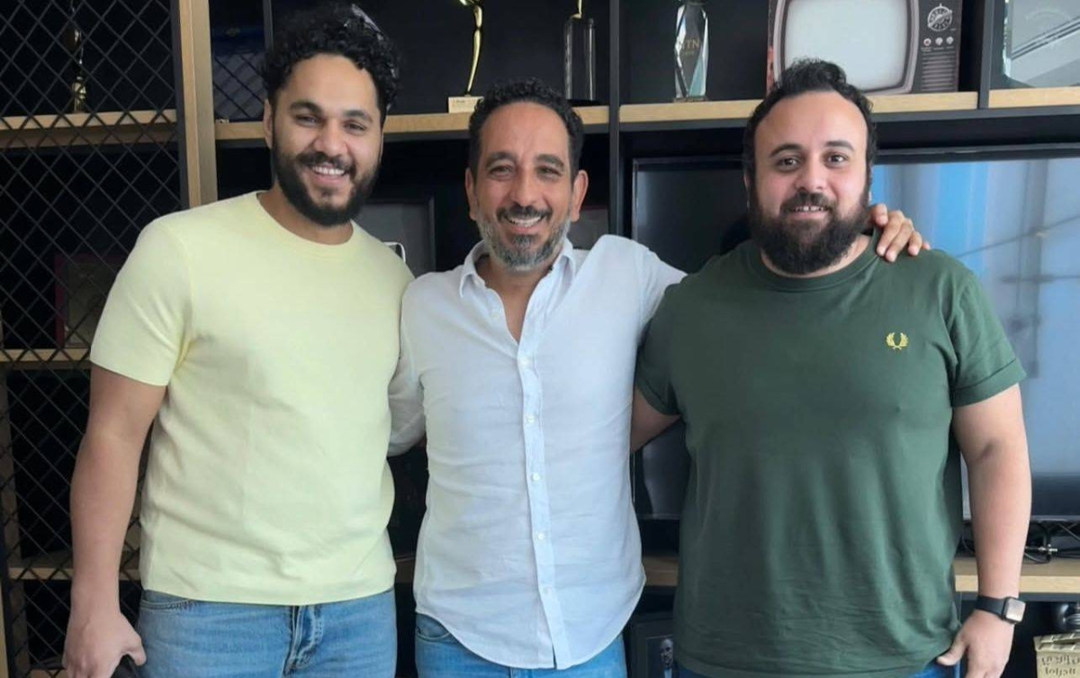 طارق الجنايني يفاجئ الجمهور «بألف ليلة» طارق الجنايني يفاجئ الجمهور «بألف ليلة»