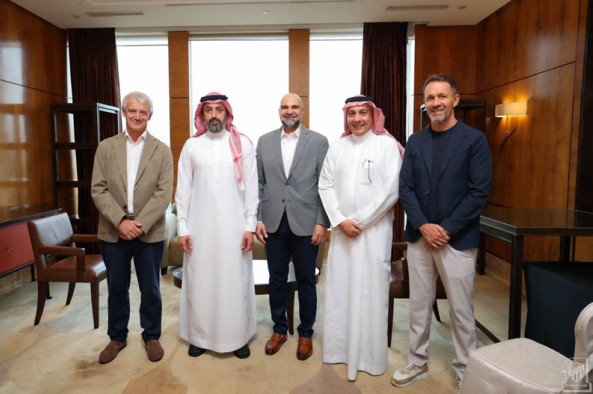 سفير المملكة في هونغ كونغ يزور بعثة الاتحاد