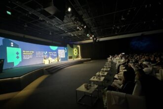 «الكونغرس العربي للإبداع» في أبوظبي: نجوم الفن والفكر يناقشون مستقبل السرد العربي