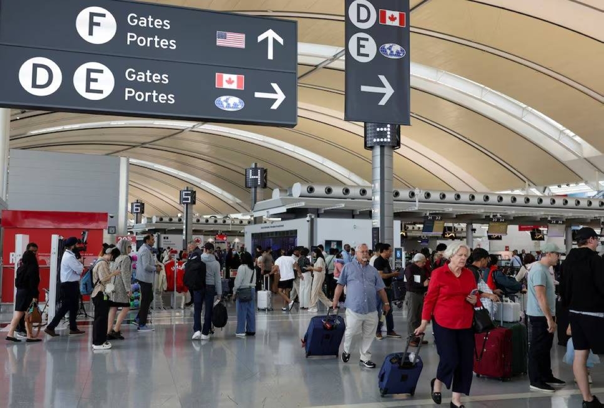 «طيران كندا» تنهي إضراب مضيفيها بعد اتفاق مع النقابة «طيران كندا» تنهي إضراب مضيفيها بعد اتفاق مع النقابة