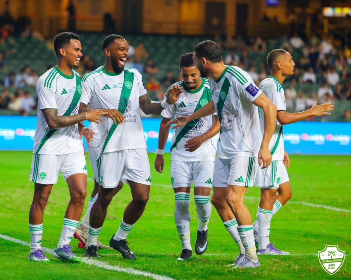 بطل آسيا في رسالة من «هونغ كونغ».. احذروا غضبي !